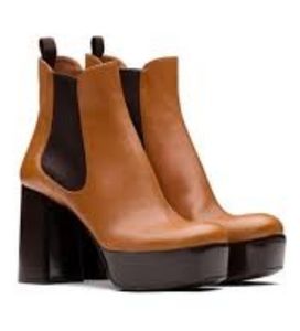 Steve Madden Saddle Leather Boots